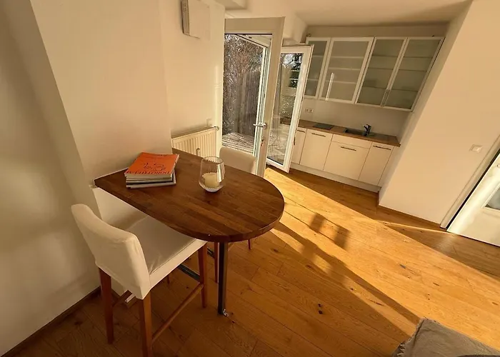 Cozy Studioapartment With Graden In Free Parking Апартаменти *