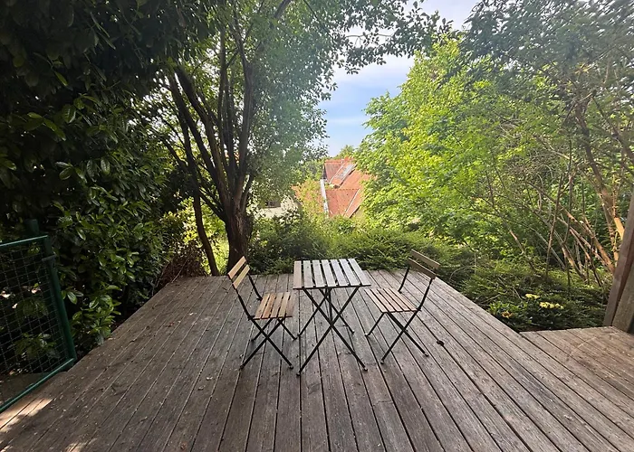 Апартаменти Cozy Studioapartment With Graden In Free Parking *